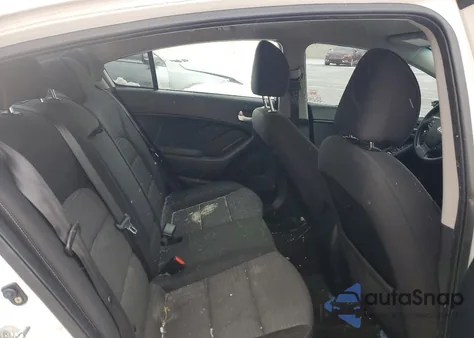 2017 Kia Forte Lx z USA, uszkodzony, nr VIN 3KPFL4A72HE048154